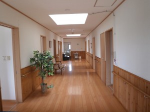 高齢者社会復帰促進施設　すずらん